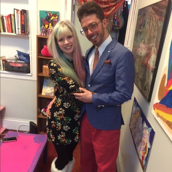 Meet your Posher, Sarah - Picture 3 of 5